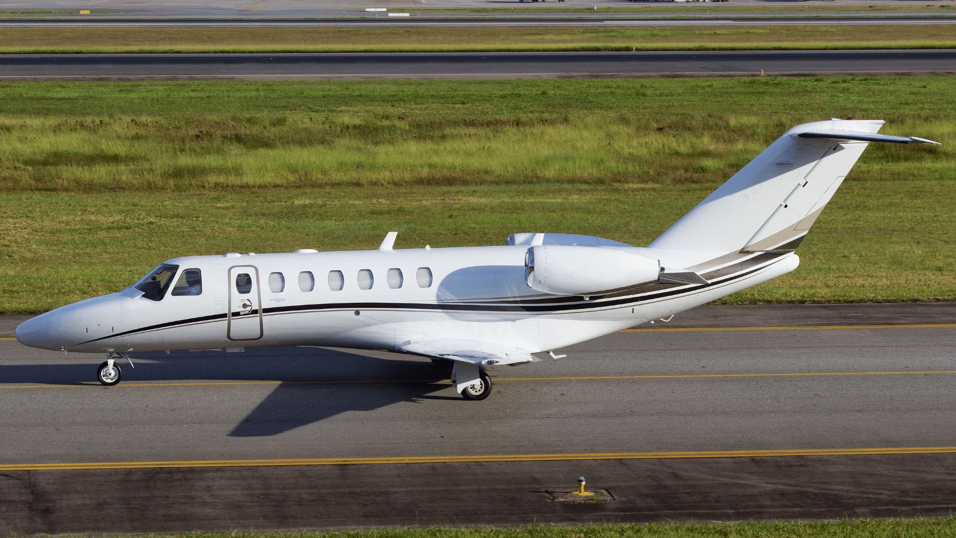 A Cessna Citation CJ3 light jet on the ramp